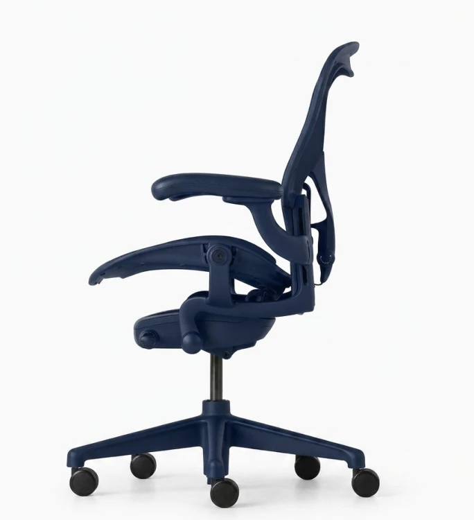 Aeron Nightfall, PostureFit SL 3.png